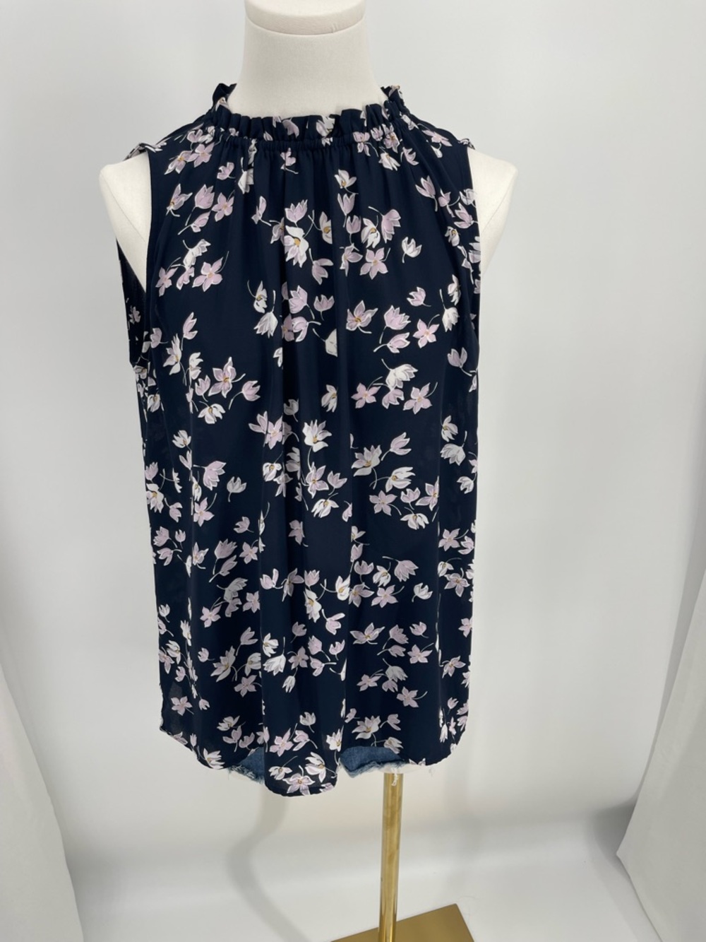 LOFT Floral Medium Sleeveless Top Coquette Grandmacore Cottagecore Dark Floral
